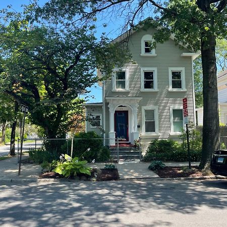 Historic Peaceful Apartment New Haven Exterior photo